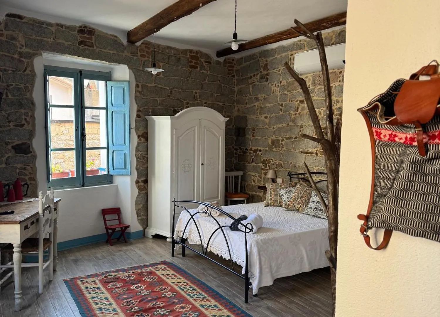 Oda ve Kahvaltı B&B Su Ponte Orgosolo