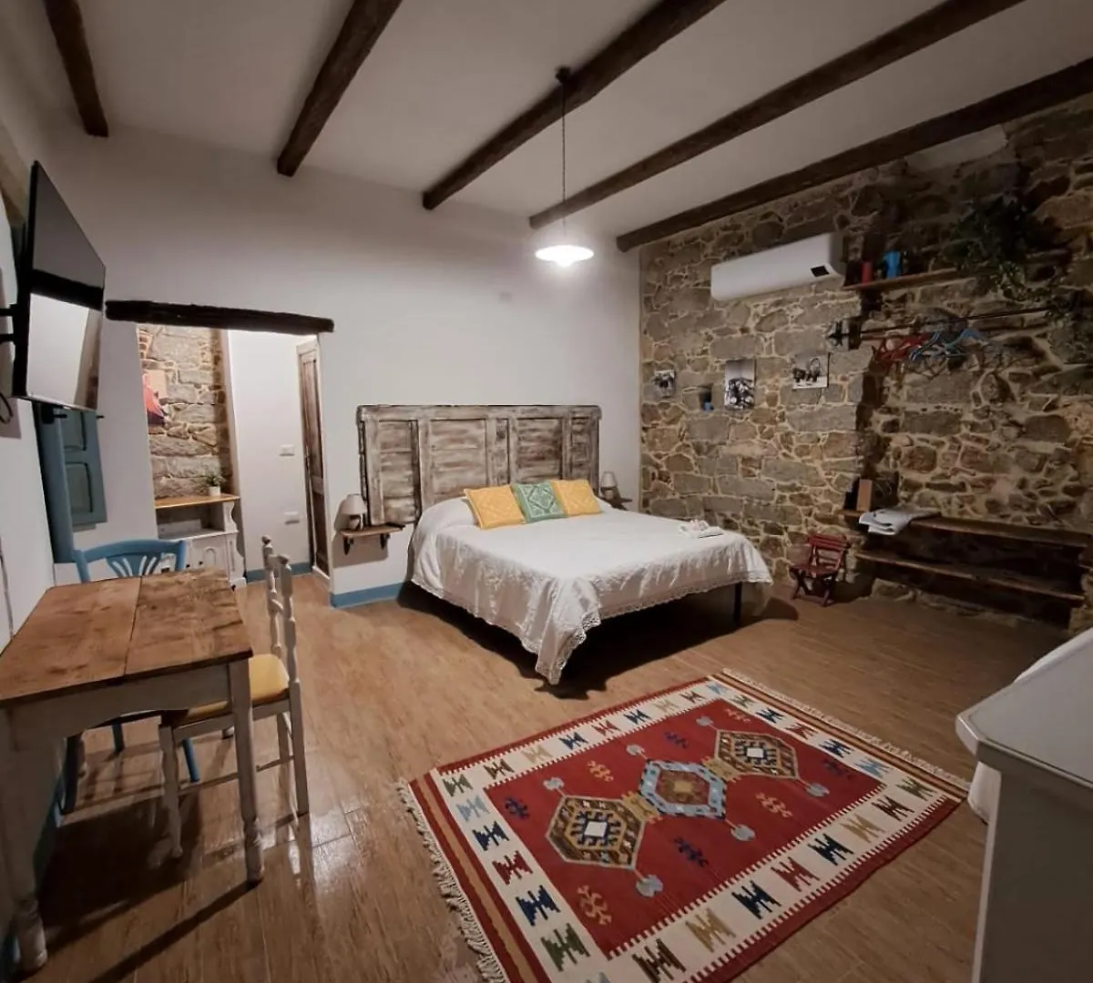 Oda ve Kahvaltı B&B Su Ponte Orgosolo İtalya